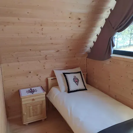 Alpehytte W Tatrach - Osada Ostrysz *