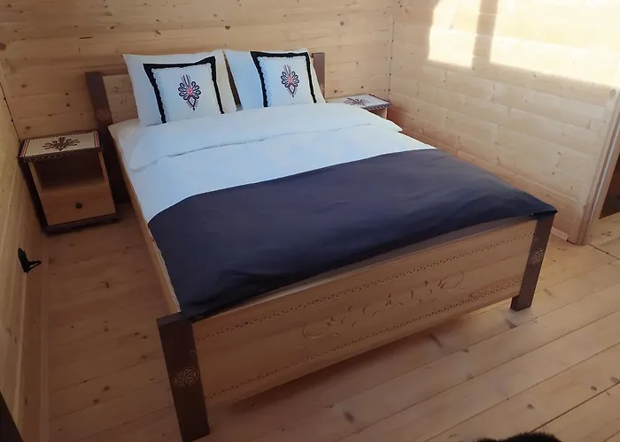 W Tatrach - Osada Ostrysz シャレー *