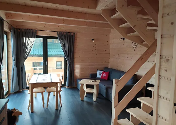 W Tatrach - Osada Ostrysz シャレー Dzianisz